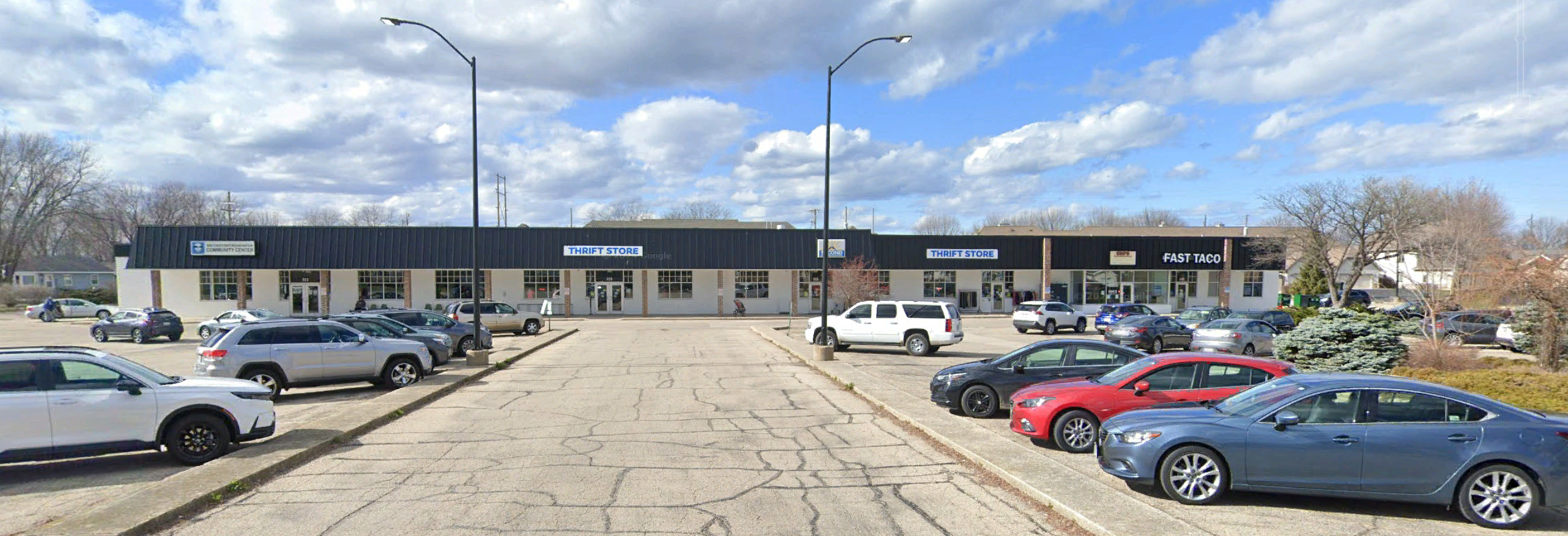 Harbor View Plaza - Premium Retail and Office Space in Fond du Lac